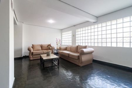 Apartamento à venda com 60m², 2 quartos e 1 vaga Apartamento à venda com 60m², 2 quartos e 1 vagaHall Social