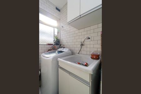 Apartamento à venda com 60m², 2 quartos e 1 vaga Apartamento à venda com 60m², 2 quartos e 1 vagaÁrea de Serviço