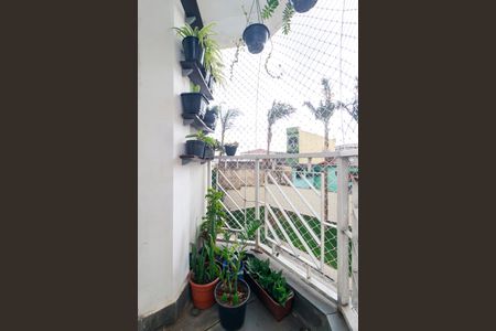 Apartamento à venda com 60m², 2 quartos e 1 vaga Apartamento à venda com 60m², 2 quartos e 1 vagaSala - Varanda