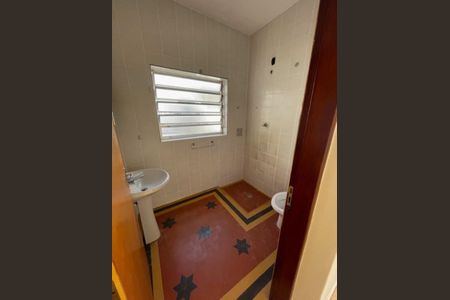 Casa à venda com 215m², 3 quartos e 3 vagas