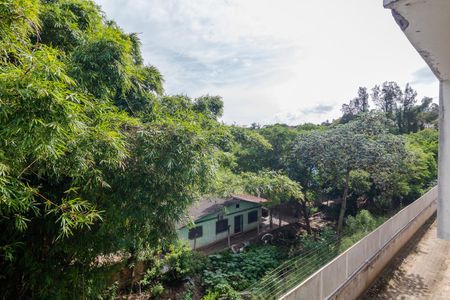 Casa de condomínio à venda com 130m², 2 quartos e 2 vagasVista