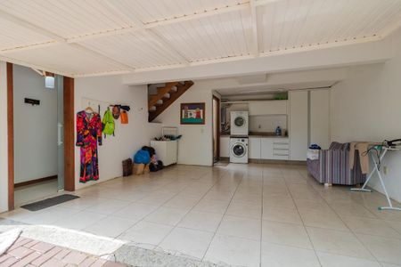 Casa de condomínio à venda com 130m², 2 quartos e 2 vagasGaragem com Área de serviço
