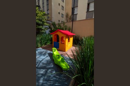 Apartamento à venda com 45m², 1 quarto e sem vaga Apartamento à venda com 45m², 1 quarto e sem vagaÁrea comum - Playground