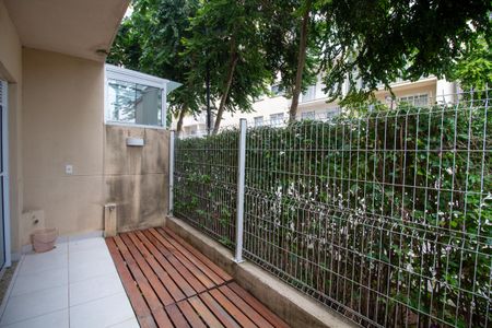 Apartamento à venda com 45m², 1 quarto e sem vaga Apartamento à venda com 45m², 1 quarto e sem vagaVaranda