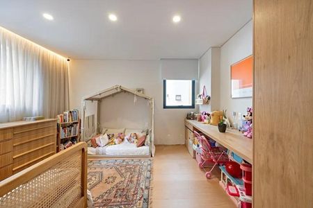 Apartamento à venda com 206m², 3 quartos e 4 vagas