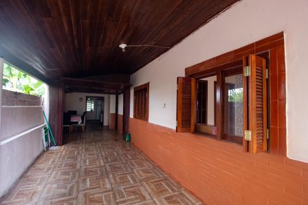 Casa à venda com 400m², 3 quartos e 2 vagas Casa à venda com 400m², 3 quartos e 2 vagasGaragem