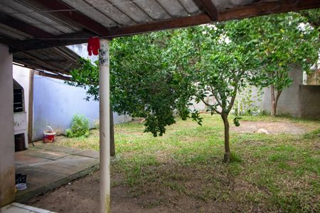 Casa à venda com 400m², 3 quartos e 2 vagas Casa à venda com 400m², 3 quartos e 2 vagasVista