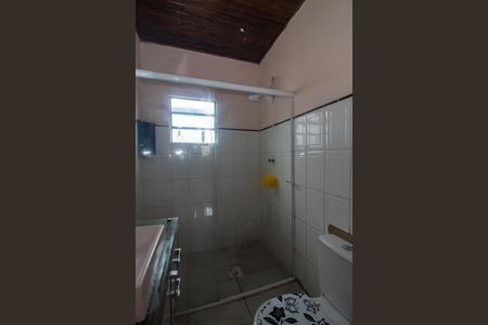 Casa à venda com 400m², 3 quartos e 2 vagas Casa à venda com 400m², 3 quartos e 2 vagasBanheiro 2