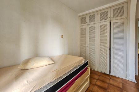 Apartamento para alugar com 156m², 3 quartos e 3 vagas Apartamento para alugar com 156m², 3 quartos e 3 vagasQuarto 2