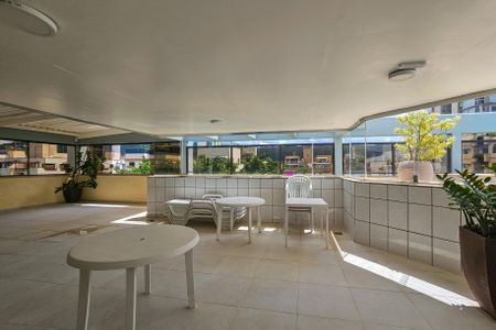 Apartamento para alugar com 156m², 3 quartos e 3 vagas Apartamento para alugar com 156m², 3 quartos e 3 vagasÁrea de Lazer