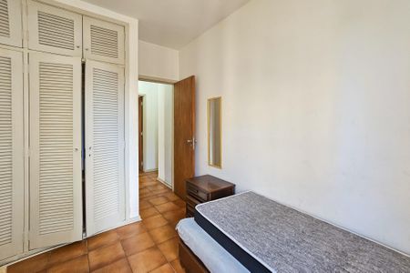 Apartamento para alugar com 156m², 3 quartos e 3 vagas Apartamento para alugar com 156m², 3 quartos e 3 vagasQuarto 2