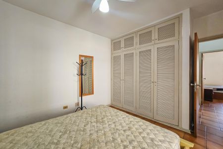 Apartamento para alugar com 156m², 3 quartos e 3 vagas Apartamento para alugar com 156m², 3 quartos e 3 vagasSuíte 1