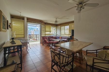 Apartamento para alugar com 156m², 3 quartos e 3 vagas Apartamento para alugar com 156m², 3 quartos e 3 vagasSala