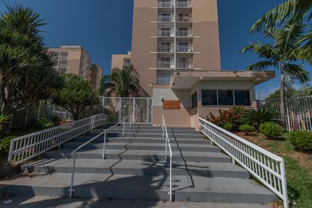 Apartamento para alugar com 49m², 2 quartos e 1 vaga Apartamento para alugar com 49m², 2 quartos e 1 vagaFachada e Portaria