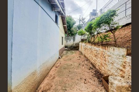 Casa para alugar com 500m², 2 quartos e 8 vagasQuintal