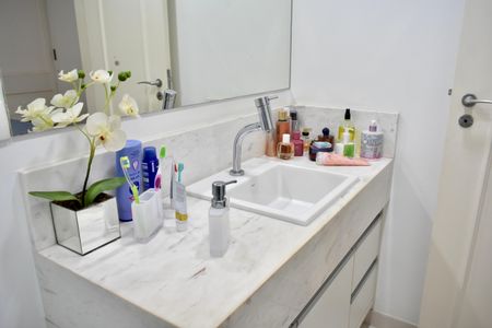 Apartamento à venda com 134m², 3 quartos e 1 vagaBanheiro da Suíte