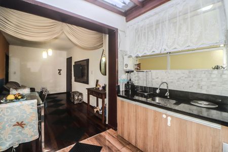 Apartamento à venda com 55m², 2 quartos e sem vagaCozinha