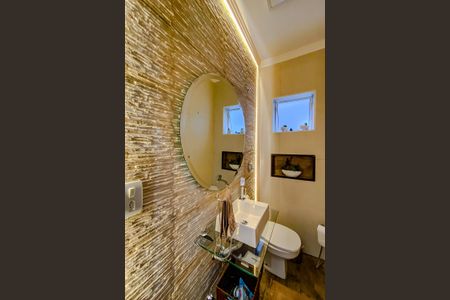 Casa à venda com 250m², 3 quartos e 2 vagasLavabo