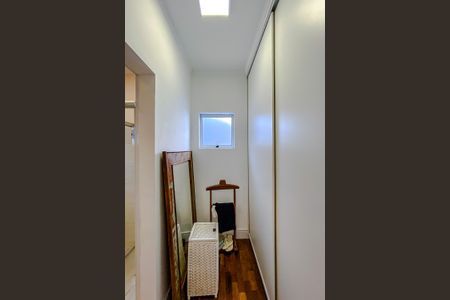 Casa à venda com 250m², 3 quartos e 2 vagas Suíte