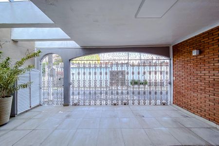 Casa à venda com 250m², 3 quartos e 2 vagasGaragem