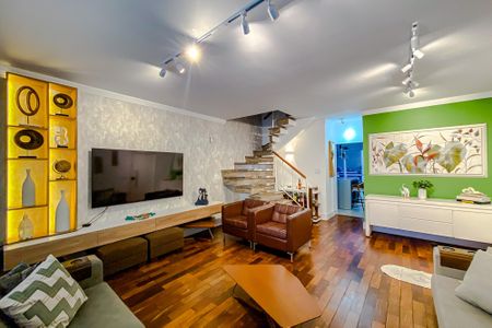 Casa à venda com 250m², 3 quartos e 2 vagasSala