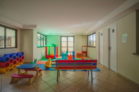 Apartamento para alugar com 60m², 2 quartos e 1 vaga Apartamento para alugar com 60m², 2 quartos e 1 vagaÁrea comum - Brinquedoteca