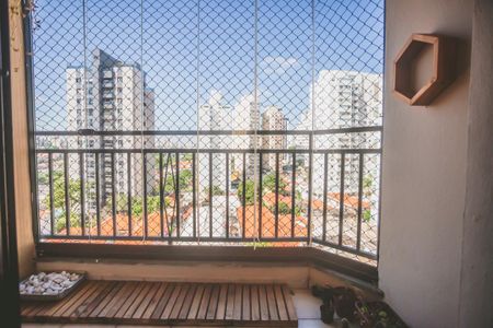 Apartamento para alugar com 60m², 2 quartos e 1 vaga Apartamento para alugar com 60m², 2 quartos e 1 vagaVaranda