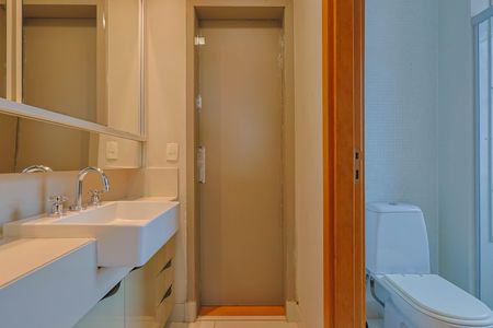 Apartamento à venda com 163m², 4 quartos e 3 vagasBanheiro Social