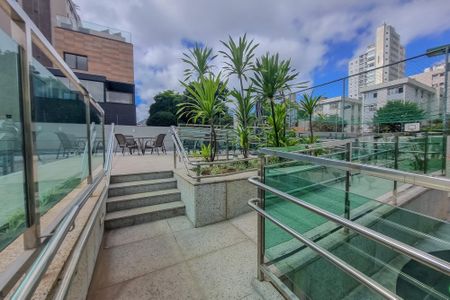 Apartamento à venda com 163m², 4 quartos e 3 vagasÁrea comum - Piscina