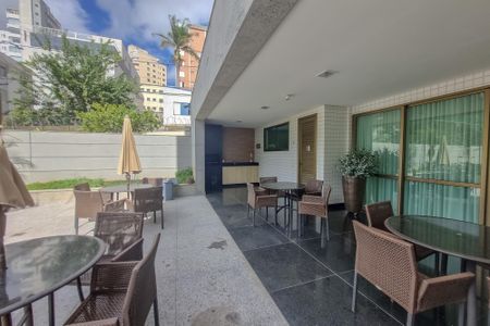 Apartamento à venda com 163m², 4 quartos e 3 vagasÁrea comum - Churrasqueira