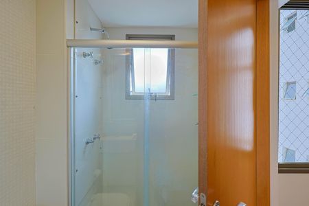 Apartamento à venda com 163m², 4 quartos e 3 vagasBanheiro da Suíte 1