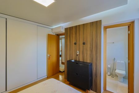 Apartamento à venda com 163m², 4 quartos e 3 vagasSuíte 1