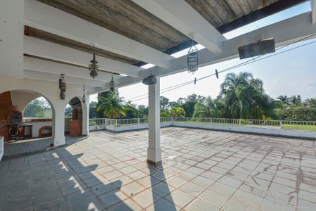 Casa à venda com 639m², 7 quartos e 3 vagas Casa à venda com 639m², 7 quartos e 3 vagasSacada