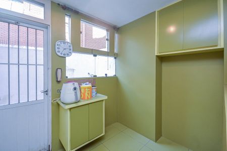 Casa à venda com 639m², 7 quartos e 3 vagas Casa à venda com 639m², 7 quartos e 3 vagasCozinha