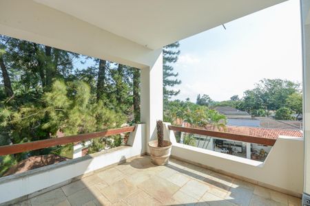 Casa à venda com 639m², 7 quartos e 3 vagas Casa à venda com 639m², 7 quartos e 3 vagasSacada