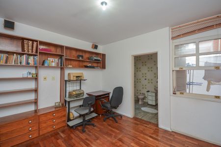 Casa à venda com 639m², 7 quartos e 3 vagas Casa à venda com 639m², 7 quartos e 3 vagasSuíte 1