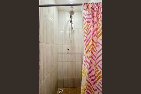 Casa à venda com 50m², 2 quartos e sem vaga Casa à venda com 50m², 2 quartos e sem vagaBanheiro