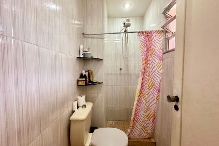 Casa à venda com 50m², 2 quartos e sem vaga Casa à venda com 50m², 2 quartos e sem vagaBanheiro