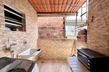 Casa à venda com 50m², 2 quartos e sem vaga Casa à venda com 50m², 2 quartos e sem vagaÁrea de Serviço