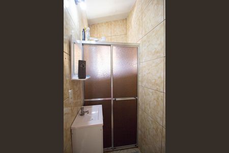 Casa à venda com 216m², 3 quartos e 1 vaga Casa à venda com 216m², 3 quartos e 1 vagaBanheiro da Suíte