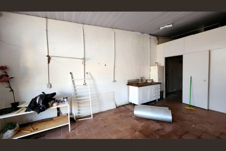 Casa à venda com 109m², 2 quartos e 1 vaga Casa à venda com 109m², 2 quartos e 1 vagaEdícula