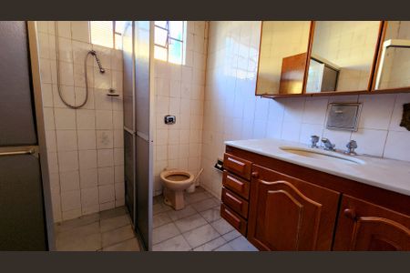 Casa à venda com 109m², 2 quartos e 1 vaga Casa à venda com 109m², 2 quartos e 1 vagaBanheiro