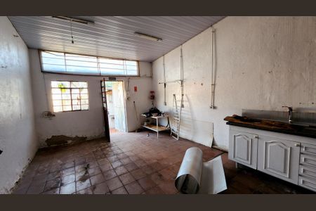 Casa à venda com 109m², 2 quartos e 1 vaga Casa à venda com 109m², 2 quartos e 1 vagaEdícula