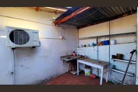 Casa à venda com 109m², 2 quartos e 1 vaga Casa à venda com 109m², 2 quartos e 1 vagaQuintal