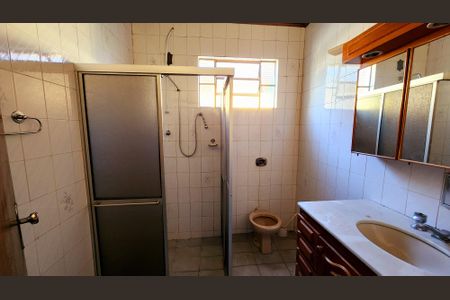 Casa à venda com 109m², 2 quartos e 1 vaga Casa à venda com 109m², 2 quartos e 1 vagaBanheiro