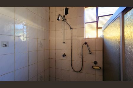 Casa à venda com 109m², 2 quartos e 1 vaga Casa à venda com 109m², 2 quartos e 1 vagaBanheiro