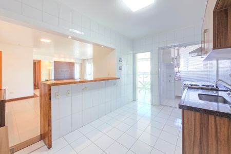 Apartamento para alugar com 120m², 3 quartos e 2 vagasCozinha e Área de Serviço