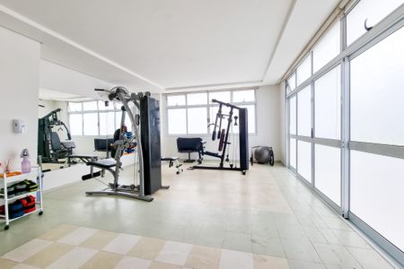 Apartamento para alugar com 120m², 3 quartos e 2 vagasÁrea comum - Academia