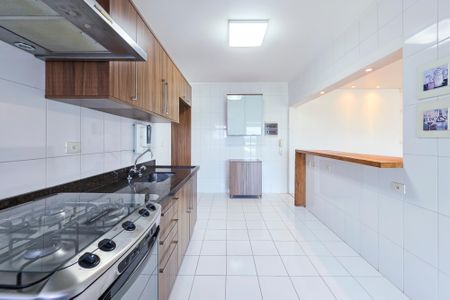 Apartamento para alugar com 120m², 3 quartos e 2 vagasCozinha e Área de Serviço