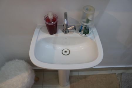 Casa à venda com 120m², 2 quartos e 1 vagaBanheiro